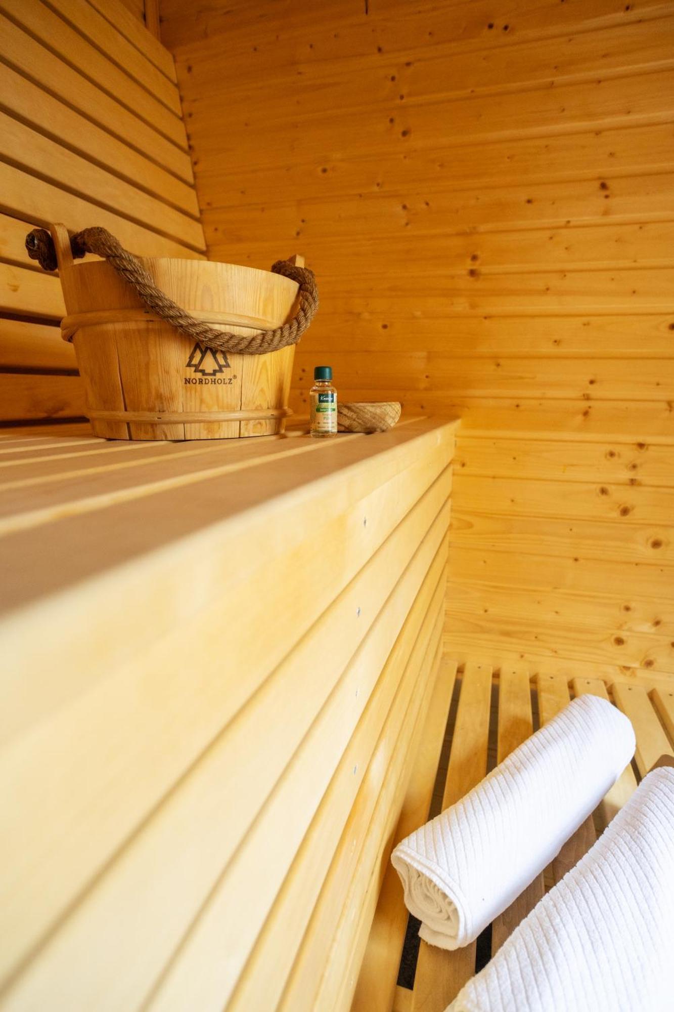 Sauerland Chalets - "Die Chalets Am Bergelchen" Винтерберг Екстериор снимка